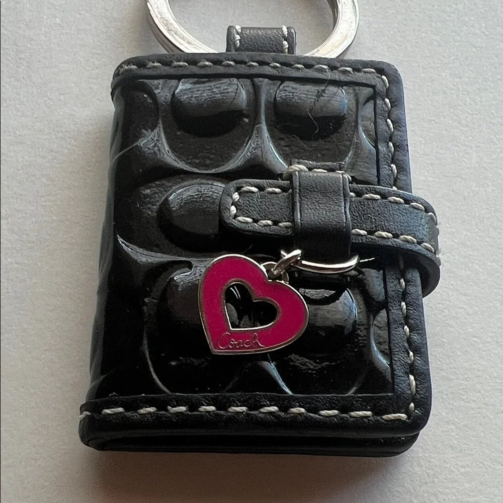 Vintage Coach Picture Frame Bag Charm-Black Key Holder with Pink Heart Accent - Picture 2 of 16